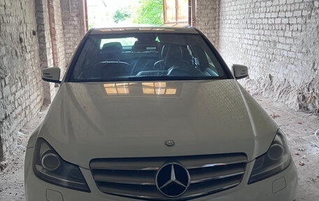 Mercedes-Benz C-Класс, 2013 год, 2 000 000 рублей, 1 фотография