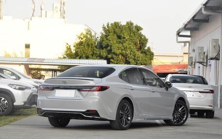Toyota Camry, 2026 год, 3 790 000 рублей, 5 фотография