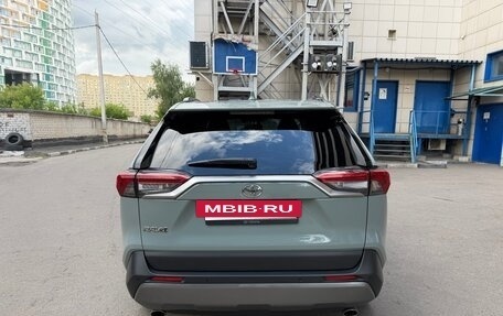 Toyota RAV4, 2019 год, 3 050 000 рублей, 6 фотография