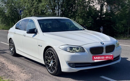 BMW 5 серия, 2011 год, 1 750 000 рублей, 2 фотография