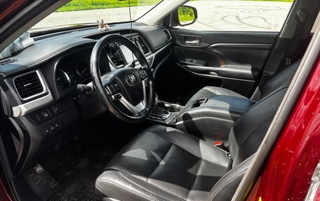 Toyota Highlander III, 2014 год, 2 750 000 рублей, 6 фотография