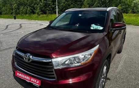 Toyota Highlander III, 2014 год, 2 750 000 рублей, 8 фотография
