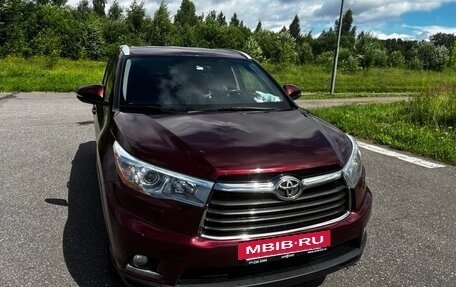 Toyota Highlander III, 2014 год, 2 750 000 рублей, 9 фотография