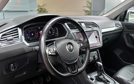 Volkswagen Tiguan II, 2019 год, 2 539 000 рублей, 8 фотография