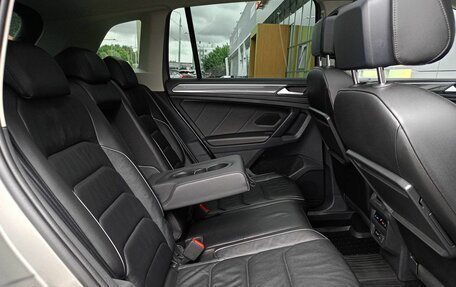 Volkswagen Tiguan II, 2019 год, 2 539 000 рублей, 10 фотография