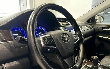 Toyota Camry, 2017 год, 1 899 000 рублей, 13 фотография