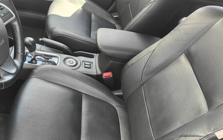 Mitsubishi Outlander III рестайлинг 3, 2012 год, 1 220 000 рублей, 15 фотография