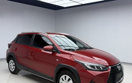 Toyota Yaris XP150 рестайлинг, 2022 год, 1 770 000 рублей, 5 фотография