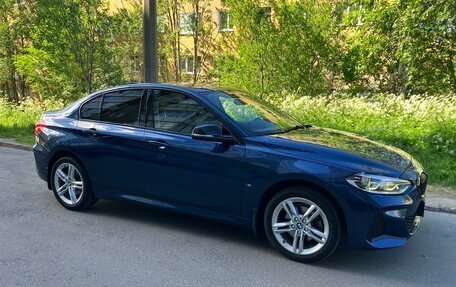 BMW 1 серия, 2021 год, 2 890 000 рублей, 2 фотография