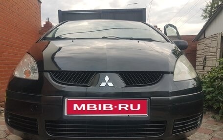 Mitsubishi Colt VI рестайлинг, 2006 год, 447 777 рублей, 1 фотография