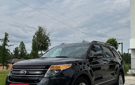 Ford Explorer VI, 2015 год, 1 800 000 рублей, 13 фотография