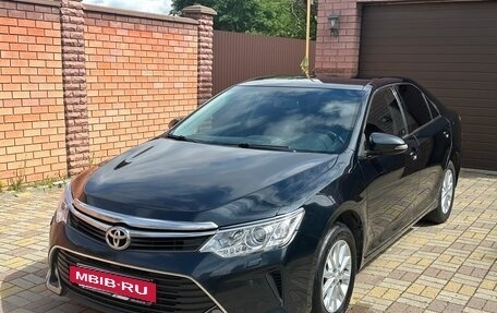 Toyota Camry, 2015 год, 1 750 000 рублей, 2 фотография