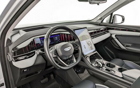 Geely Atlas, 2023 год, 2 400 000 рублей, 16 фотография