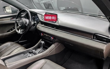 Mazda 6, 2021 год, 2 630 000 рублей, 13 фотография