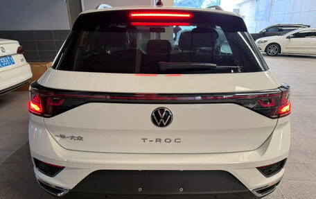 Volkswagen T-Roc I, 2025 год, 1 929 004 рублей, 5 фотография