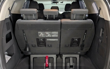 KIA Carnival, 2022 год, 3 650 000 рублей, 10 фотография