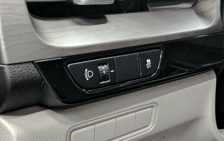 KIA Carnival, 2022 год, 3 650 000 рублей, 29 фотография