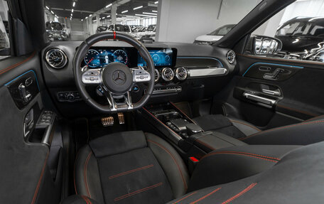 Mercedes-Benz GLB AMG, 2022 год, 5 200 000 рублей, 7 фотография