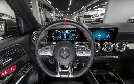 Mercedes-Benz GLB AMG, 2022 год, 5 200 000 рублей, 11 фотография