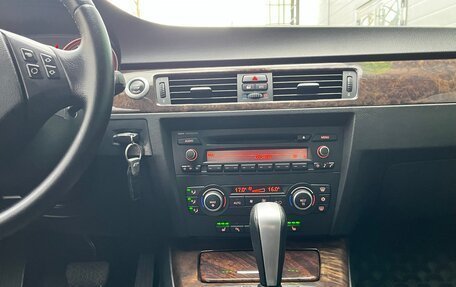 BMW 3 серия, 2007 год, 950 000 рублей, 24 фотография