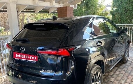 Lexus NX I, 2021 год, 3 900 000 рублей, 2 фотография