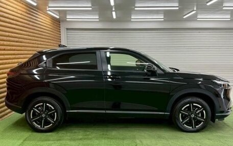 Honda Vezel, 2022 год, 1 815 000 рублей, 6 фотография