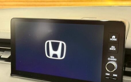 Honda Vezel, 2022 год, 1 815 000 рублей, 10 фотография