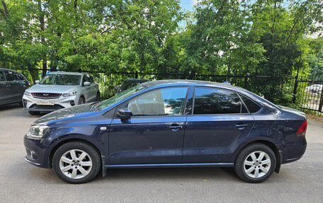 Volkswagen Polo VI (EU Market), 2012 год, 880 000 рублей, 3 фотография