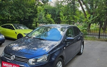 Volkswagen Polo VI (EU Market), 2012 год, 880 000 рублей, 2 фотография