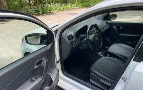 Volkswagen Polo VI (EU Market), 2016 год, 960 000 рублей, 9 фотография