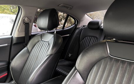 Genesis G70 I, 2018 год, 2 590 000 рублей, 31 фотография