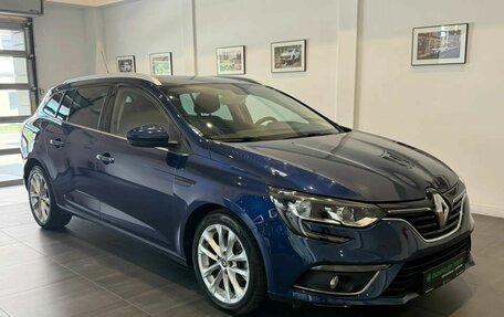 Renault Megane IV, 2017 год, 1 295 000 рублей, 3 фотография