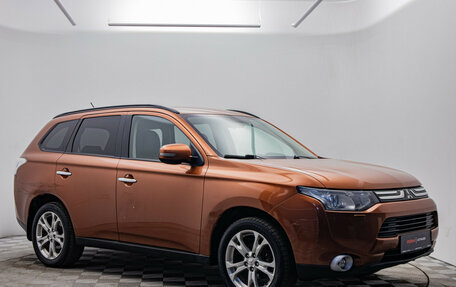 Mitsubishi Outlander III рестайлинг 3, 2012 год, 1 080 000 рублей, 8 фотография