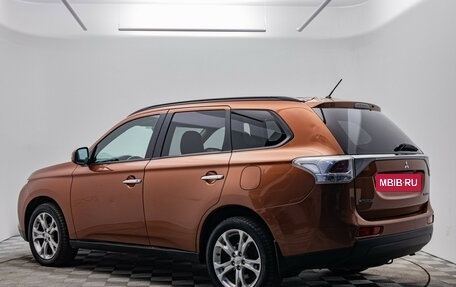 Mitsubishi Outlander III рестайлинг 3, 2012 год, 1 080 000 рублей, 3 фотография