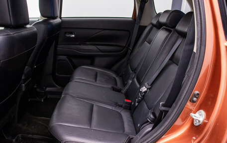 Mitsubishi Outlander III рестайлинг 3, 2012 год, 1 080 000 рублей, 12 фотография