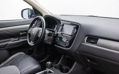 Mitsubishi Outlander III рестайлинг 3, 2012 год, 1 080 000 рублей, 11 фотография