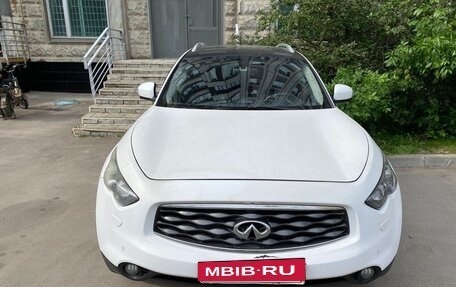 Infiniti FX II, 2010 год, 1 350 000 рублей, 2 фотография