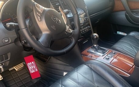 Infiniti FX II, 2010 год, 1 350 000 рублей, 6 фотография