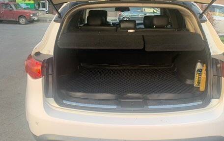 Infiniti FX II, 2010 год, 1 350 000 рублей, 11 фотография