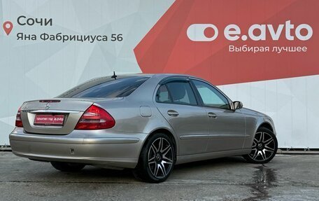 Mercedes-Benz E-Класс, 2004 год, 780 000 рублей, 4 фотография