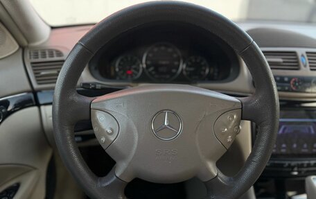 Mercedes-Benz E-Класс, 2004 год, 780 000 рублей, 8 фотография