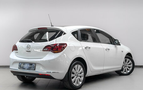 Opel Astra J, 2012 год, 940 000 рублей, 5 фотография