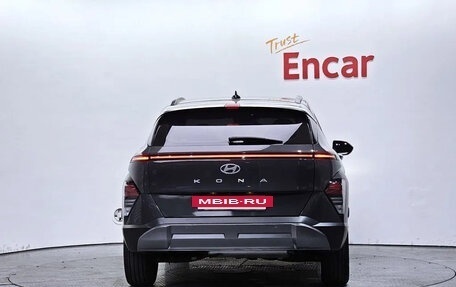 Hyundai Kona, 2023 год, 1 730 000 рублей, 4 фотография
