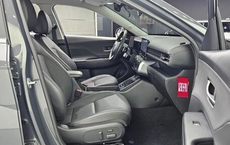 Hyundai Kona, 2023 год, 1 730 000 рублей, 9 фотография