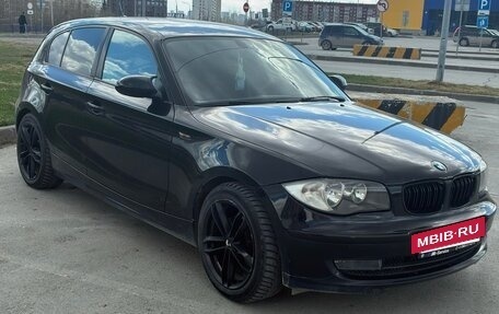 BMW 1 серия, 2008 год, 810 000 рублей, 2 фотография