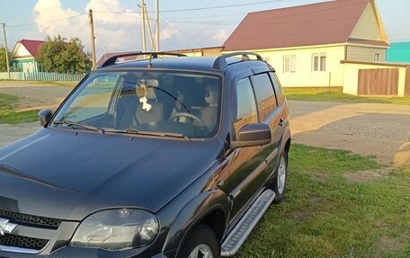 Chevrolet Niva I рестайлинг, 2018 год, 900 000 рублей, 9 фотография
