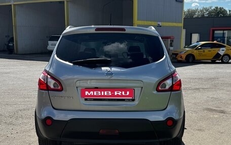Nissan Qashqai+2 I, 2010 год, 1 020 000 рублей, 2 фотография