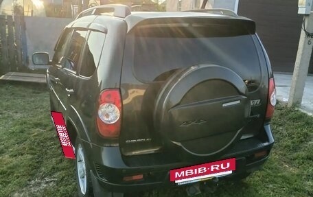 Chevrolet Niva I рестайлинг, 2018 год, 900 000 рублей, 6 фотография