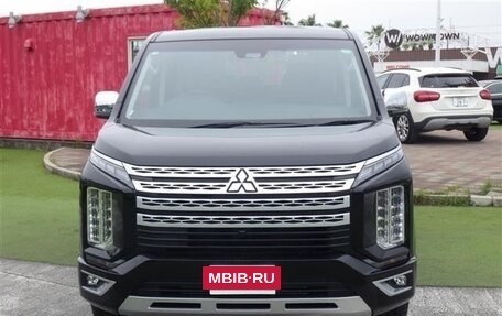 Mitsubishi Delica D:5 I, 2023 год, 2 650 000 рублей, 2 фотография