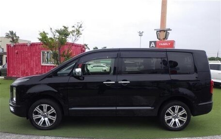 Mitsubishi Delica D:5 I, 2023 год, 2 650 000 рублей, 8 фотография